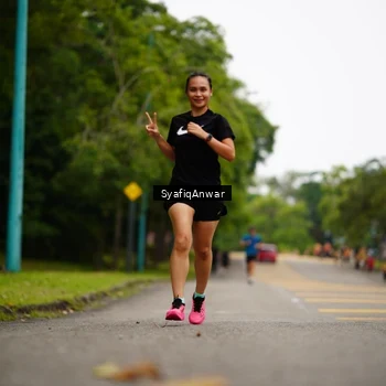 Runner Photo 8706135