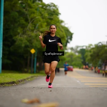 Runner Photo 8706138
