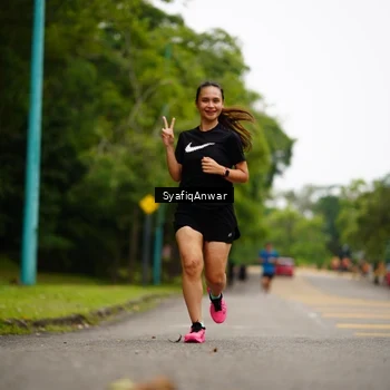 Runner Photo 8706153