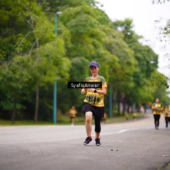 Runner Photo 8706175