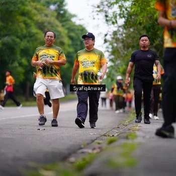 Runner Photo 8706214