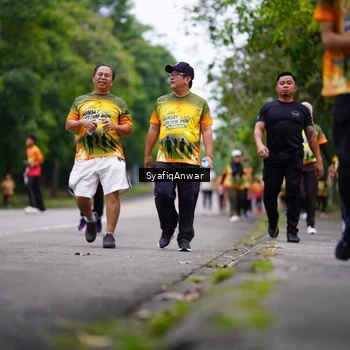 Runner Photo 8706221