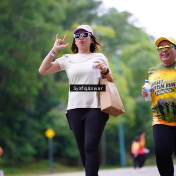 Runner Photo 8706229