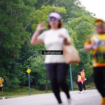 Runner Photo 8706235