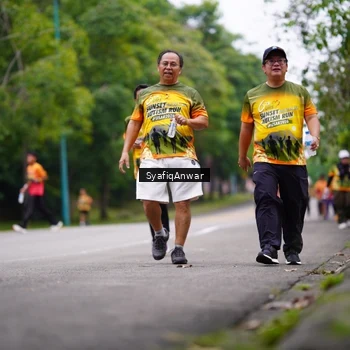 Runner Photo 8706236