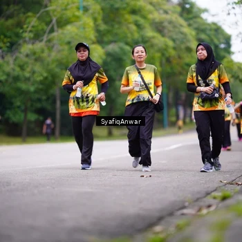 Runner Photo 8706292
