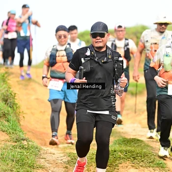 Runner Photo 8706394