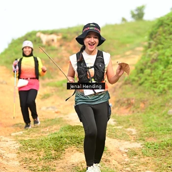 Runner Photo 8706395
