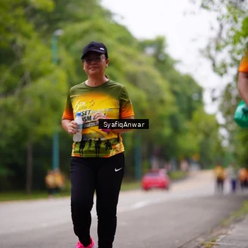 Runner Photo 8706565