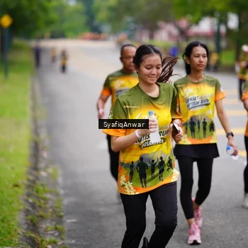 Runner Photo 8706594