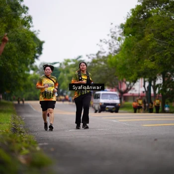 Runner Photo 8706642