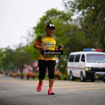 Runner Photo 8706661