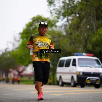 Runner Photo 8706662