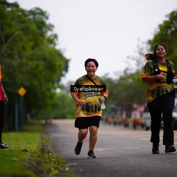 Runner Photo 8706669