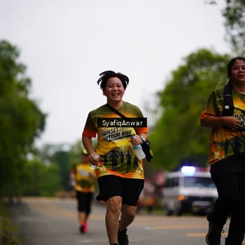 Runner Photo 8706674
