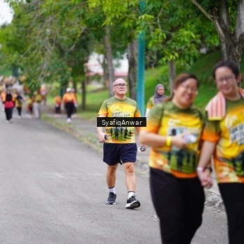 Runner Photo 8706682