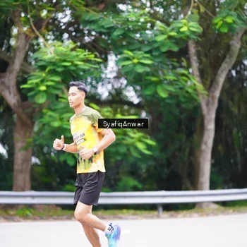 Runner Photo 8706693