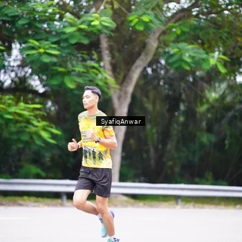 Runner Photo 8706694