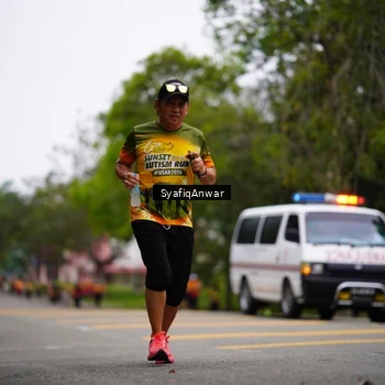 Runner Photo 8706719