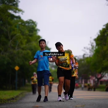 Runner Photo 8706749