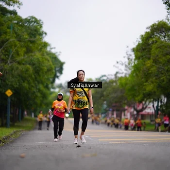 Runner Photo 8706811