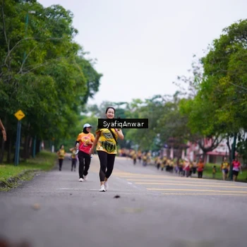 Runner Photo 8706812