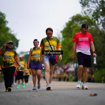 Runner Photo 8706862