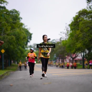 Runner Photo 8706943
