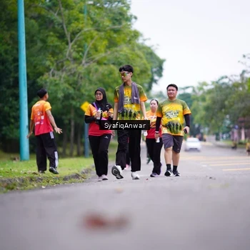 Runner Photo 8707023