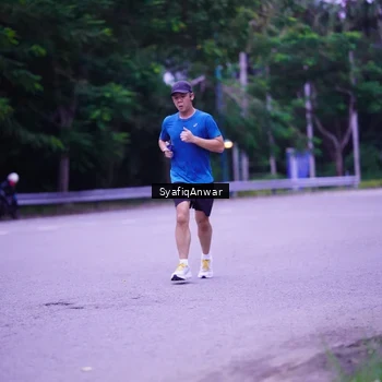 Runner Photo 8707296