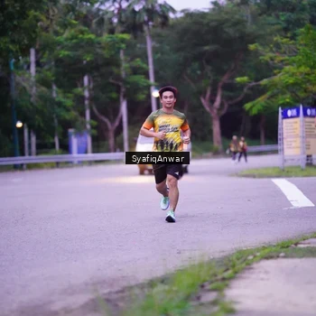 Runner Photo 8707303