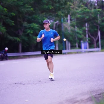 Runner Photo 8707341