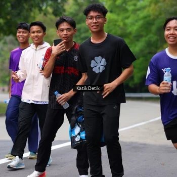 Runner Photo 8709636