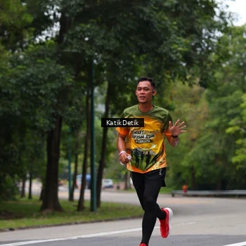 Runner Photo 8709750