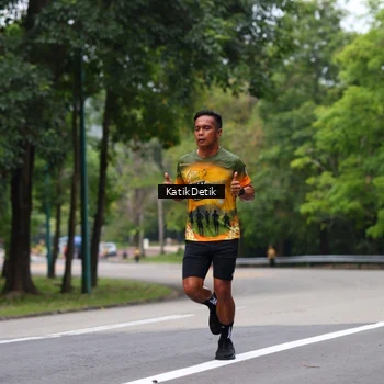 Runner Photo 8709855