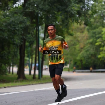 Runner Photo 8709867
