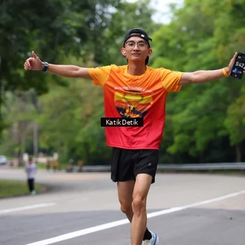 Runner Photo 8709900