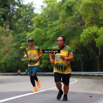 Runner Photo 8709926