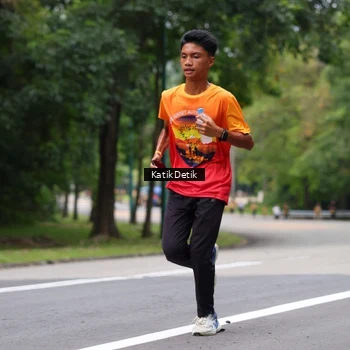 Runner Photo 8709934