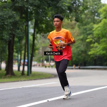 Runner Photo 8709936