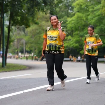 Runner Photo 8709973