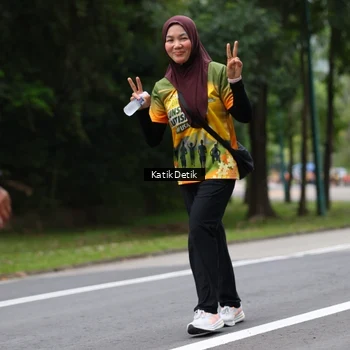 Runner Photo 8710004