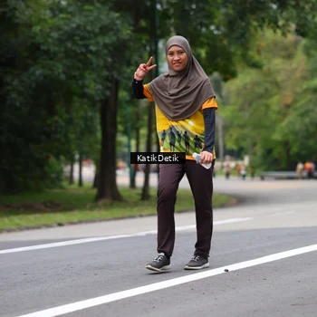 Runner Photo 8710011