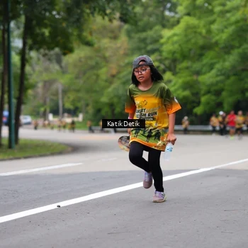 Runner Photo 8710024