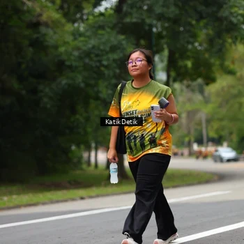 Runner Photo 8710066