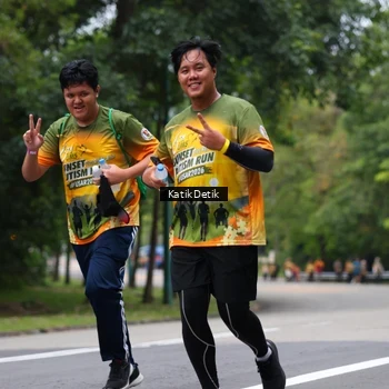 Runner Photo 8710067