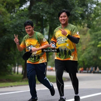 Runner Photo 8710078