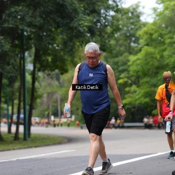 Runner Photo 8710116
