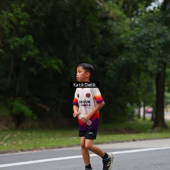 Runner Photo 8710127