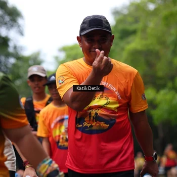 Runner Photo 8710177